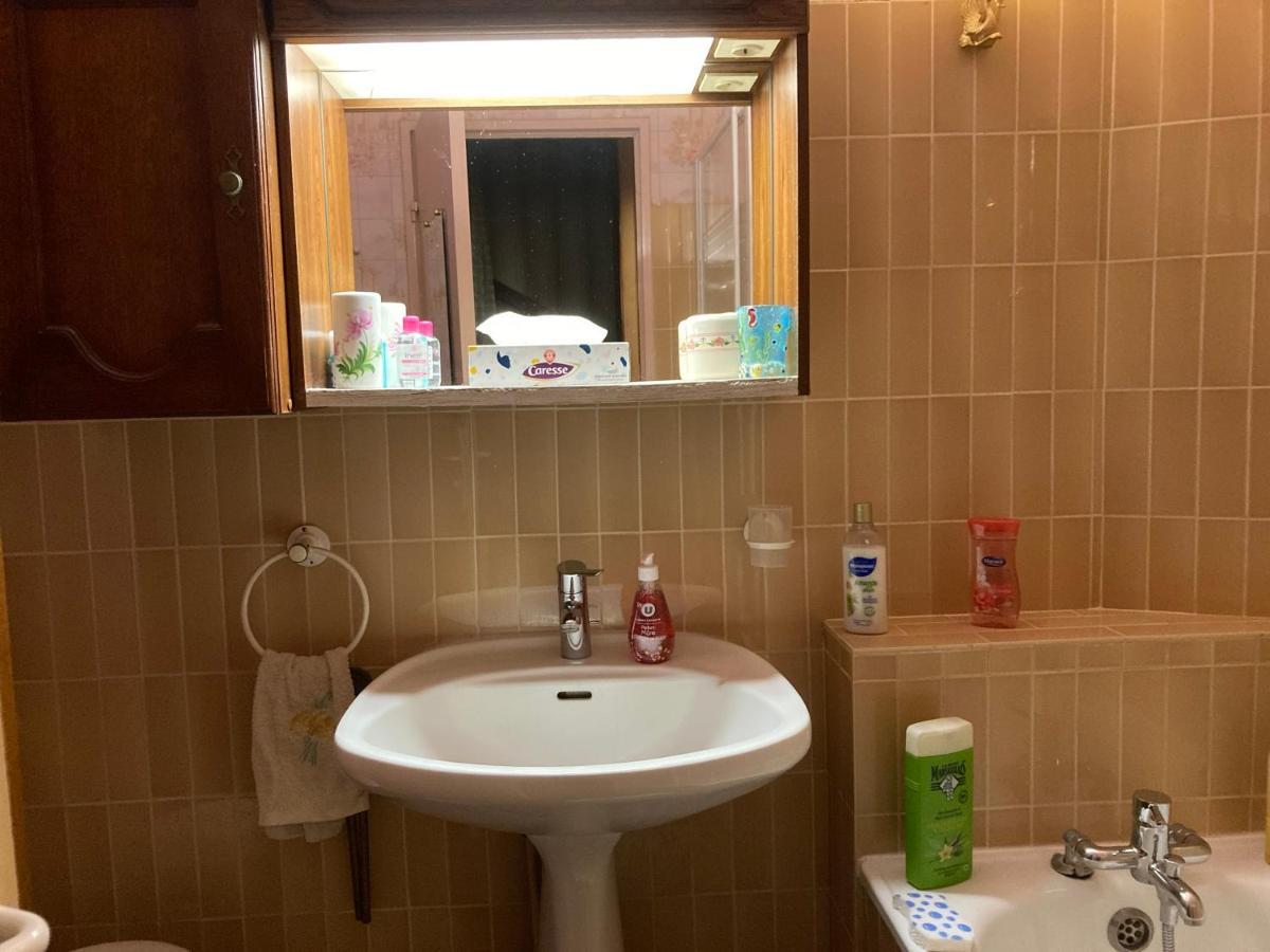 Chambre Chez L'Habitant 诺瑟尔 外观 照片